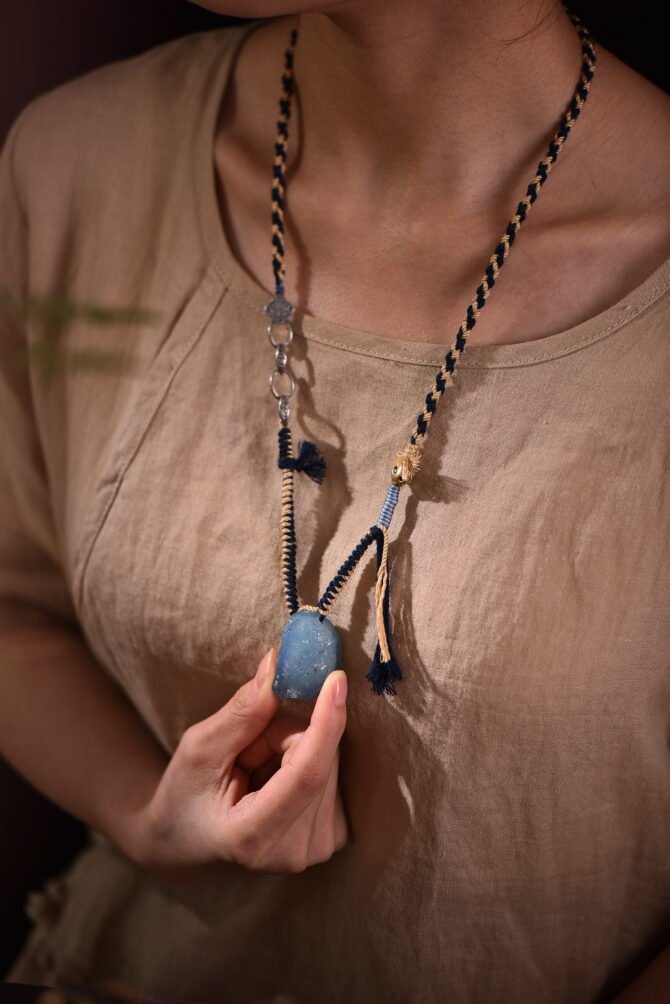 Raw Aquamarine Silver Chain Necklace - Blue-White Weave | Gem of Calming Clarity - Image 2