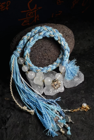 Cancer Tide-Weaved Nurture Bracelet - White & Light Blue