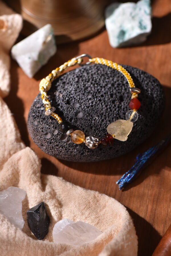 Five Elements Metal Single-Strand Bracelet - Gold & White & Brown Five Elements Metal Single-Strand Bracelet - Gold & White & Brown