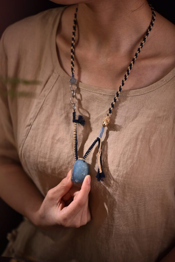 Pure Moisture & Blessing Adjustable Raw Stone Necklace - Aquamarine & Silver Pure Moisture & Blessing Adjustable Raw Stone Necklace - Aquamarine & Silver