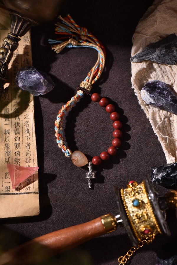 Revitalizing Moisturize Herbal Crystal Bracelet - Multi-Color & Red